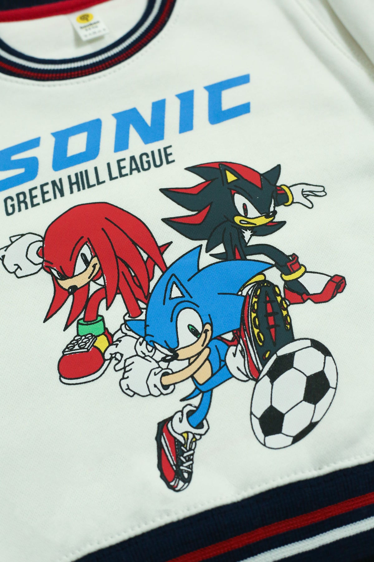 Sonic white sweatshirt