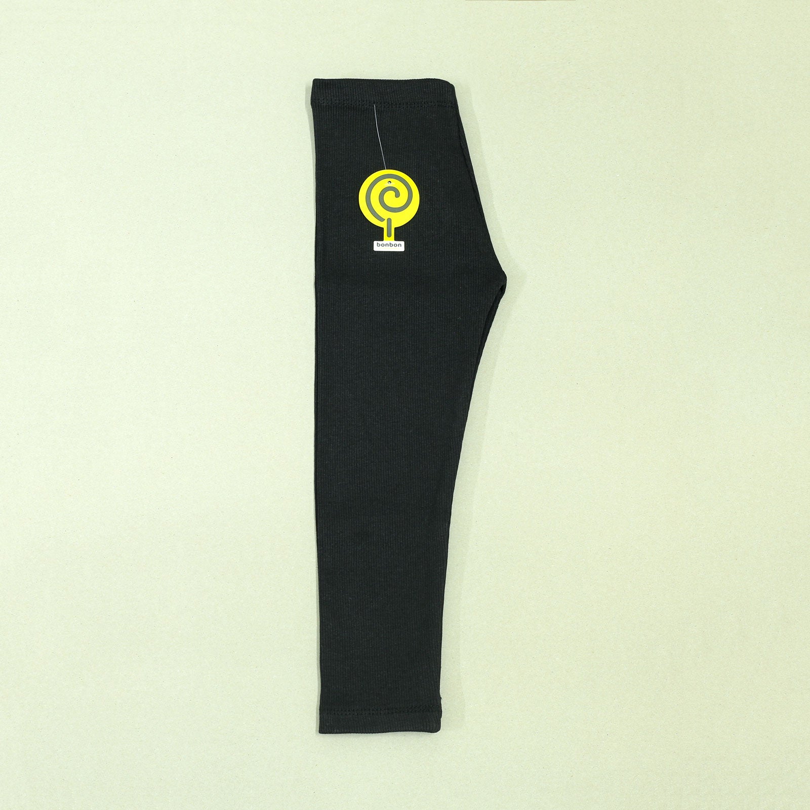 Black Round-Neck Thermal BW647