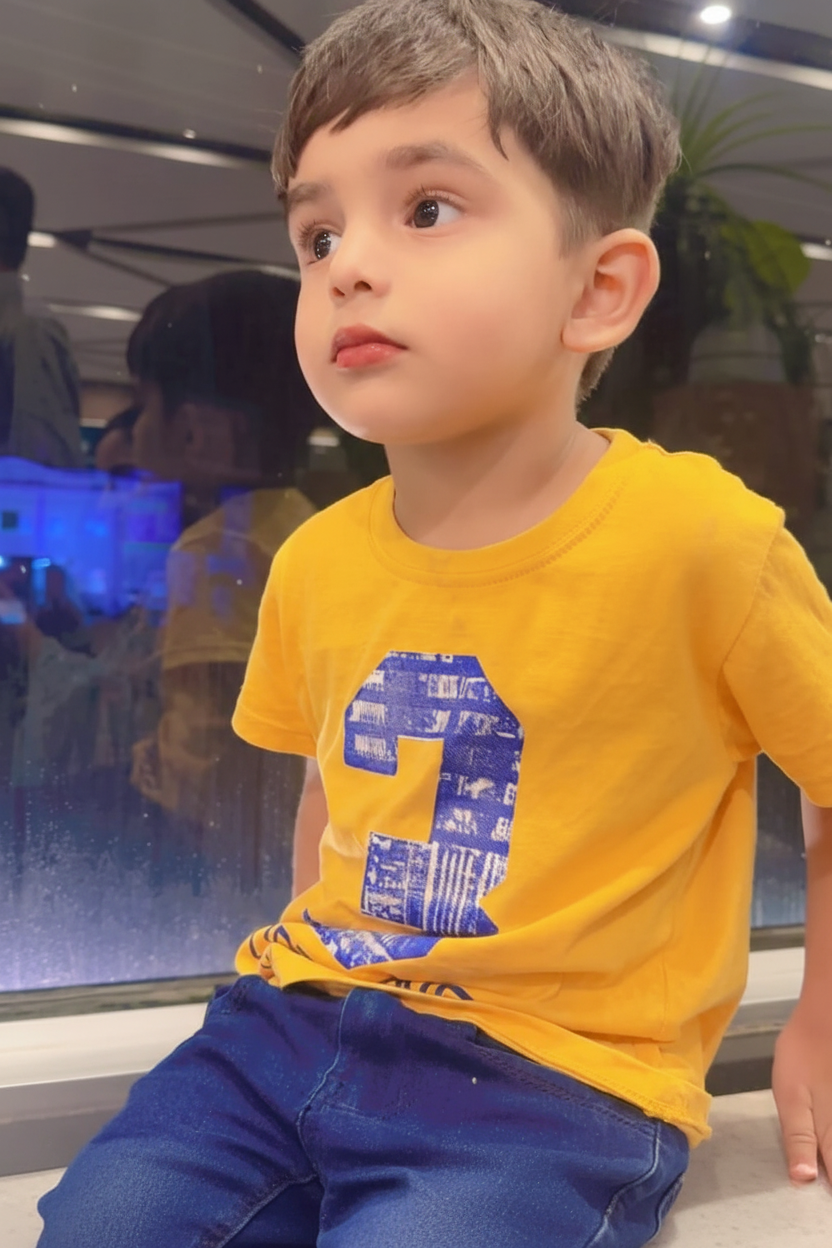 Image 9 – portrait extended